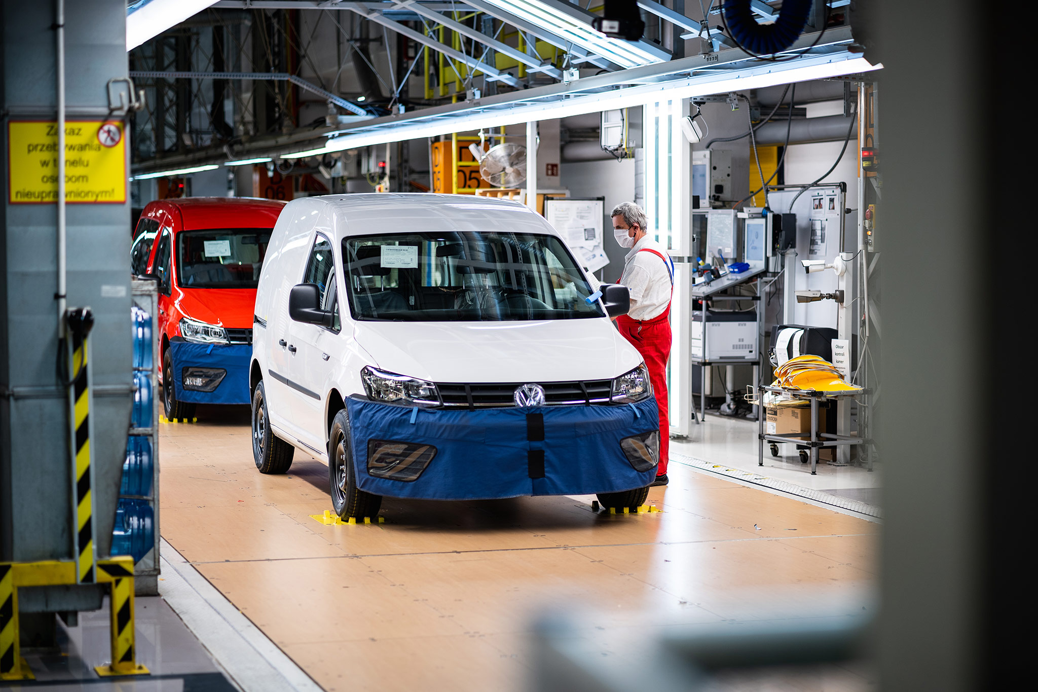 Volkswagen Poznań wznawia produkcję samochodów MOTOFAKTOR