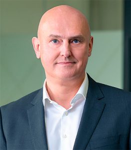 Adrian Kaczmarczyk, Starszy wiceprezes działu zaopatrzenia Nokian Tyres