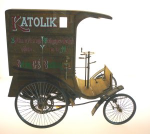 pojazd dostawczy o ładowności 300 kg wyprodukowany na zamówienie firmy Katolik z Bytomia w 1900 r..